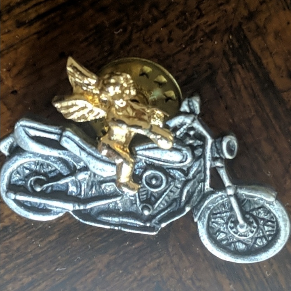 Harley-Davidson Angel Biker Pin